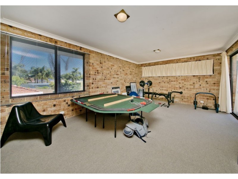 35 Toucan Way, Ballajura WA 6066