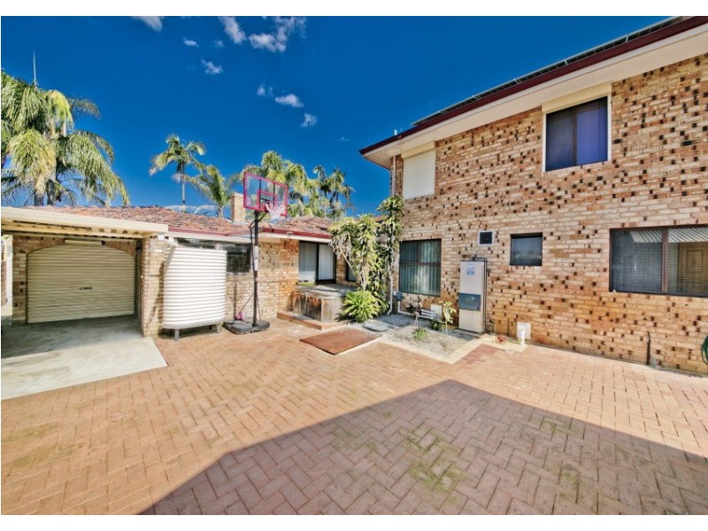 35 Toucan Way, Ballajura WA 6066