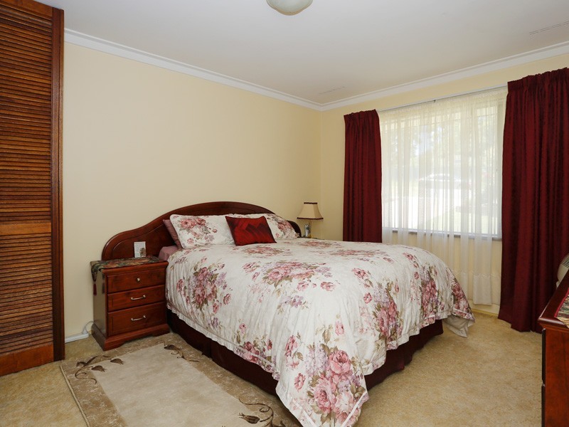 3 Hackett Street, Bellevue WA 6056