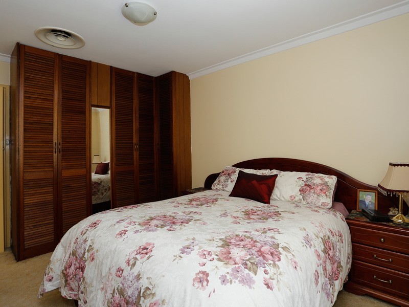 3 Hackett Street, Bellevue WA 6056