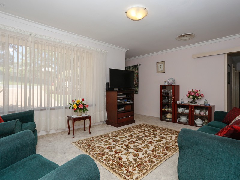 3 Hackett Street, Bellevue WA 6056