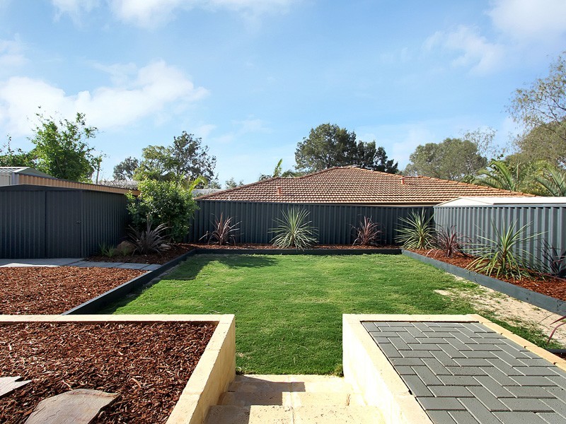 4 Yorn Circuit, Beeliar WA 6164