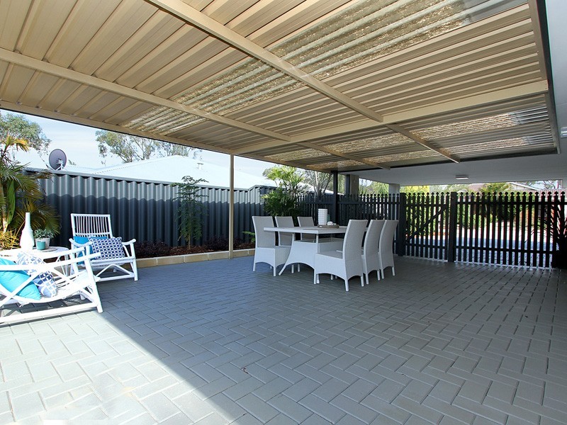 4 Yorn Circuit, Beeliar WA 6164