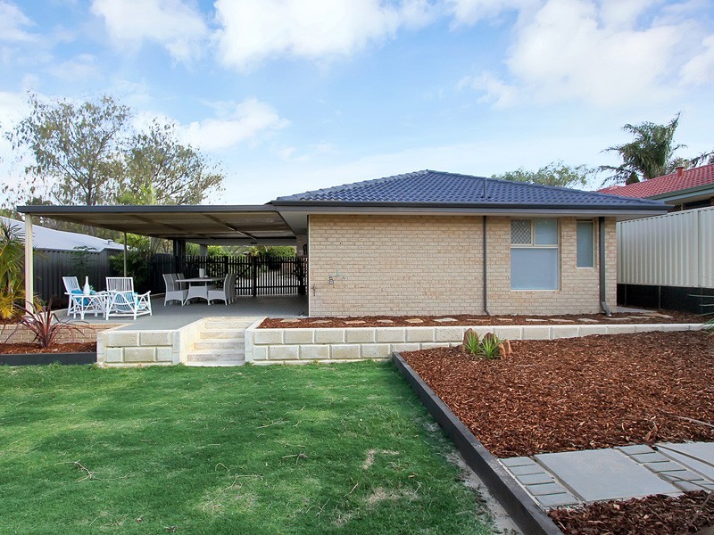 4 Yorn Circuit, Beeliar WA 6164