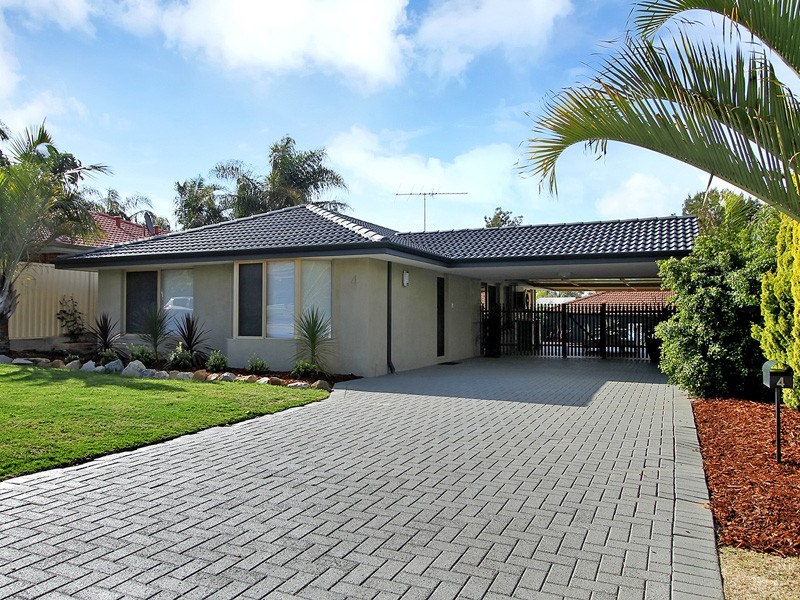 4 Yorn Circuit, Beeliar WA 6164