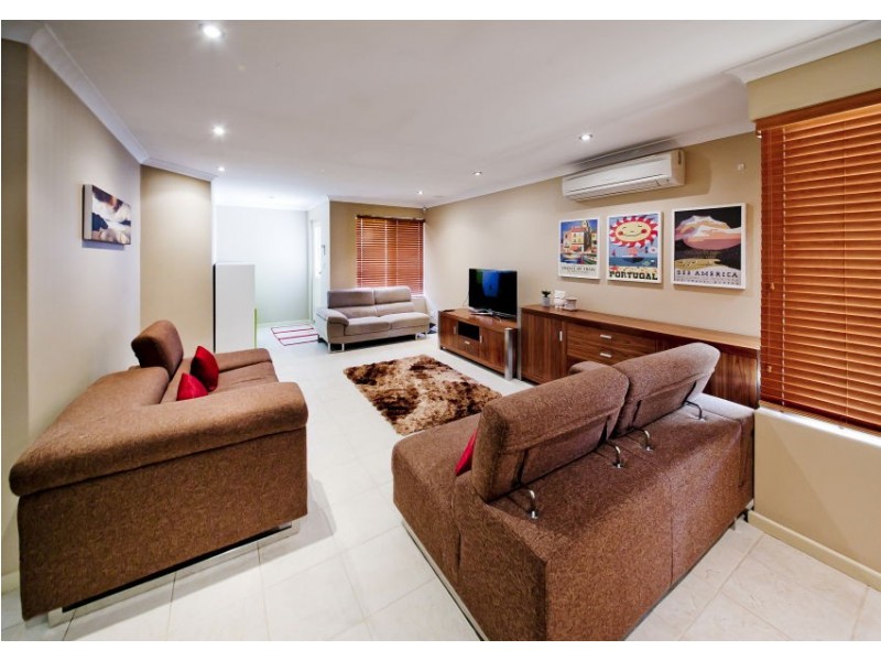 43b Shelbred Way, Westminster WA 6061