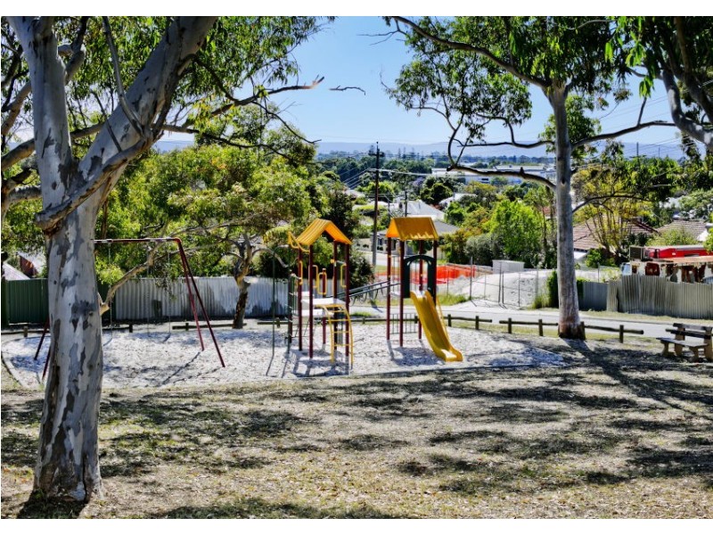 42 Hamilton Street, Bayswater WA 6053