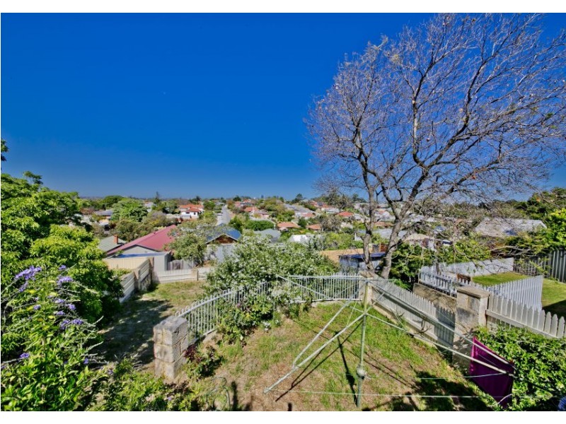 42 Hamilton Street, Bayswater WA 6053