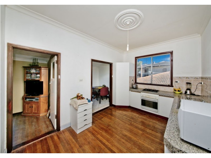 42 Hamilton Street, Bayswater WA 6053