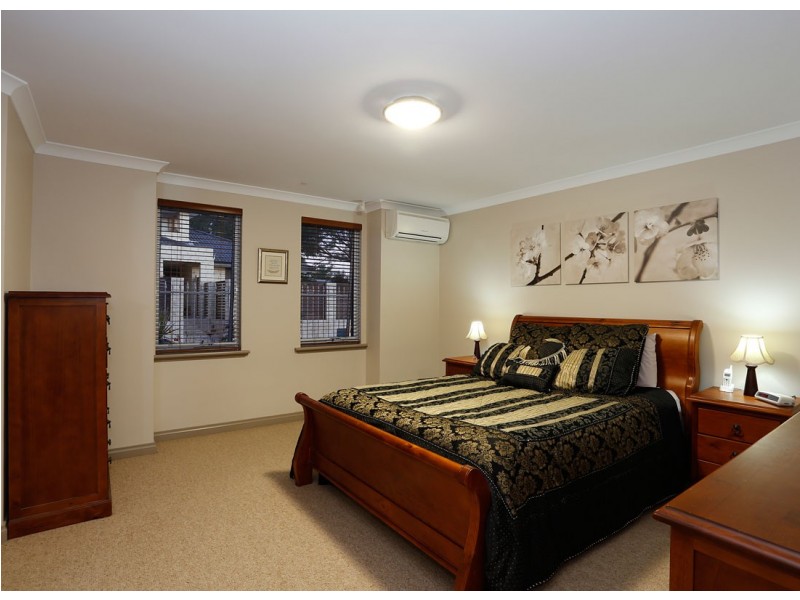 1/8 Palmer Place, Embleton WA 6062