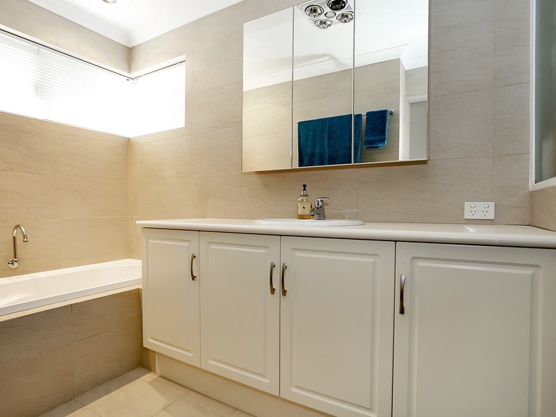 1/8 Palmer Place, Embleton WA 6062