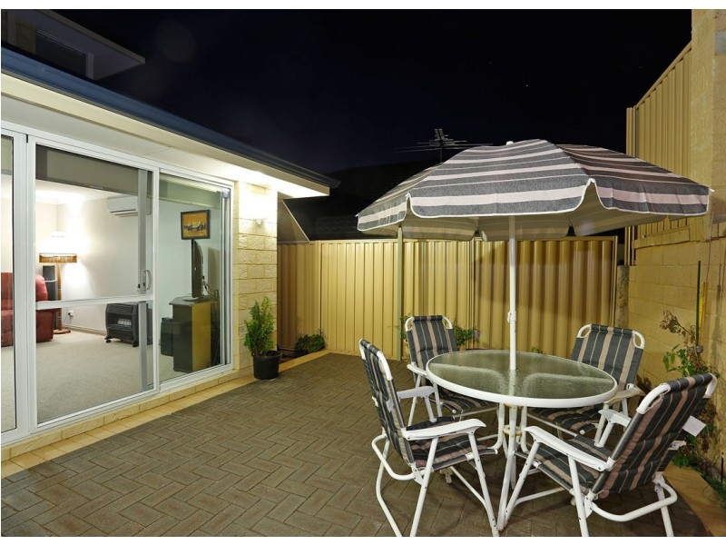 1/8 Palmer Place, Embleton WA 6062