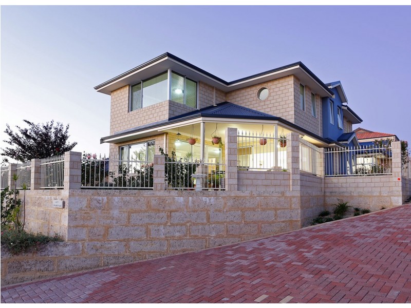 1/8 Palmer Place, Embleton WA 6062