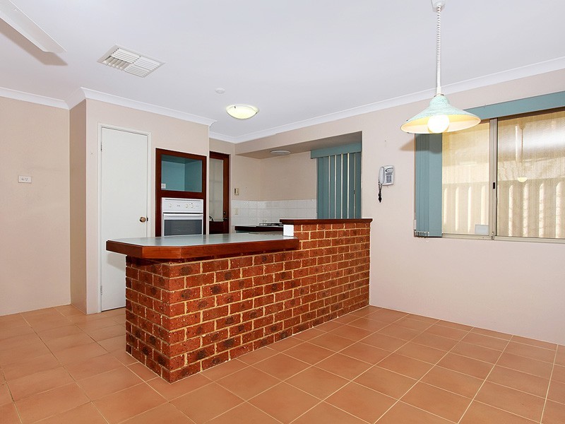 6 Nicholson Court, Canning Vale WA 6155