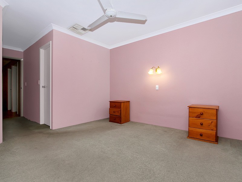 6 Nicholson Court, Canning Vale WA 6155