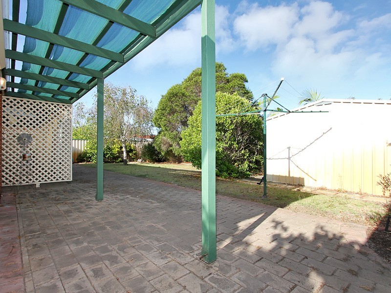 6 Nicholson Court, Canning Vale WA 6155