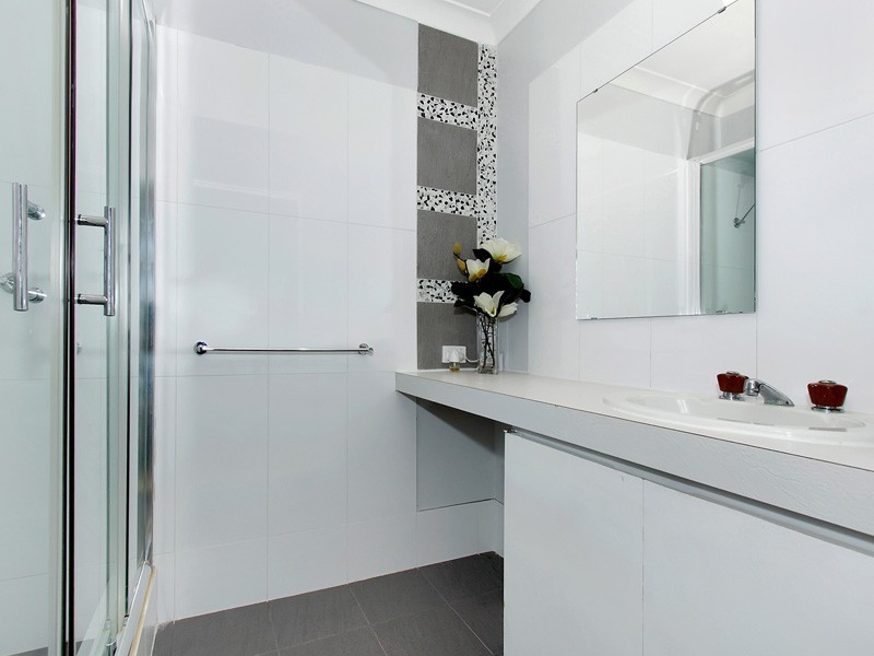 9 Fulmar Street, Thornlie WA 6108