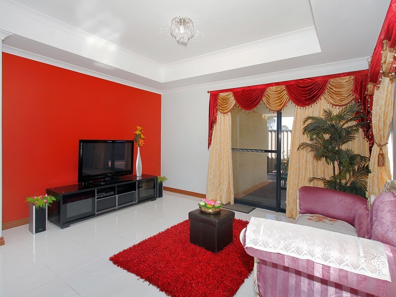 78 Elkhorn Avenue, Southern River WA 6110