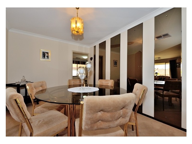 2 Rome Way, Dianella WA 6059