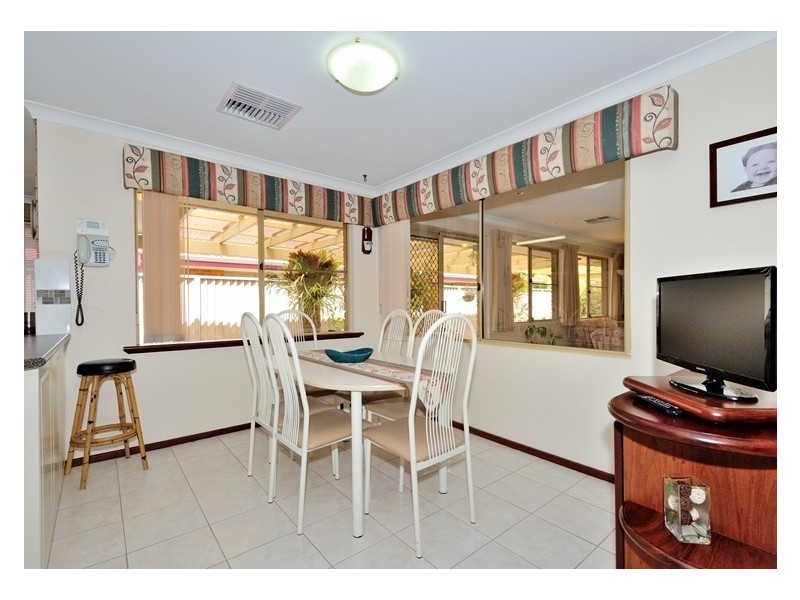 2 Rome Way, Dianella WA 6059