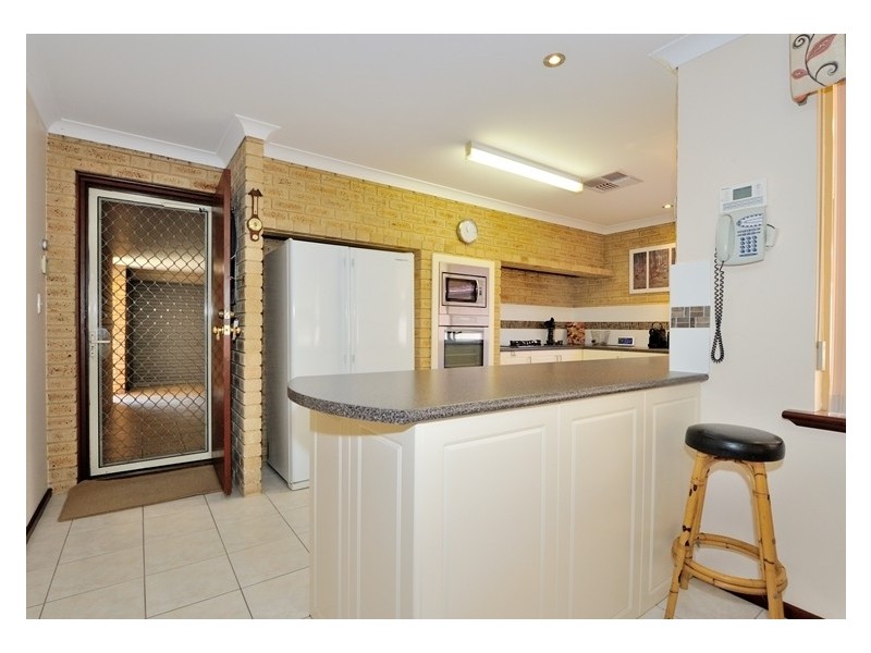 2 Rome Way, Dianella WA 6059