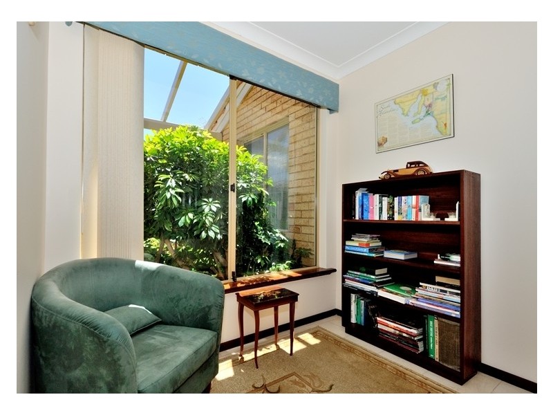 2 Rome Way, Dianella WA 6059