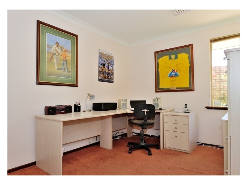 2 Rome Way, Dianella WA 6059