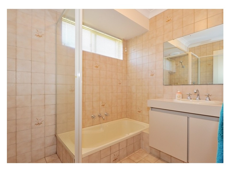 2 Rome Way, Dianella WA 6059