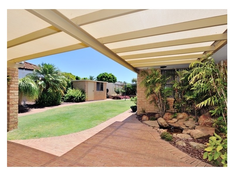 2 Rome Way, Dianella WA 6059