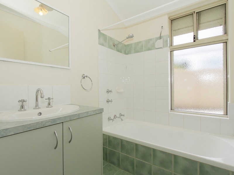 115 Dongara Circle, Jane Brook WA 6056