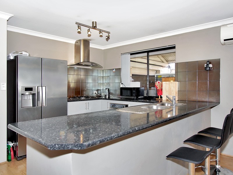 169 Shreeve Road, Canning Vale WA 6155