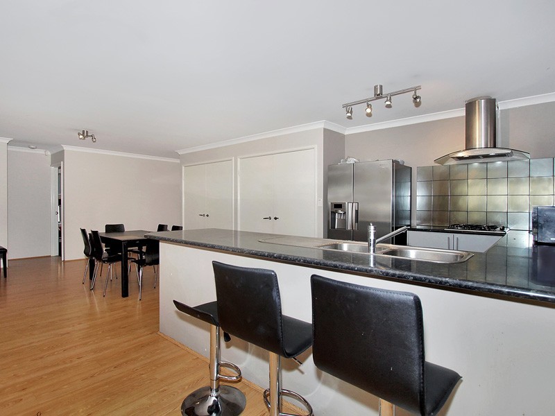 169 Shreeve Road, Canning Vale WA 6155