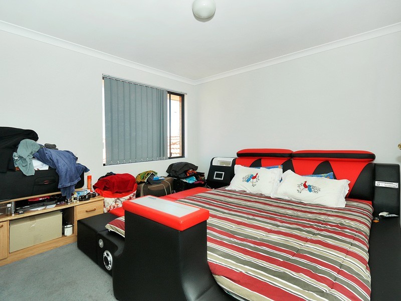 5/1 Ravenswood Drive, Nollamara WA 6061