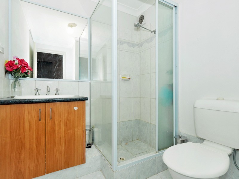 5/1 Ravenswood Drive, Nollamara WA 6061