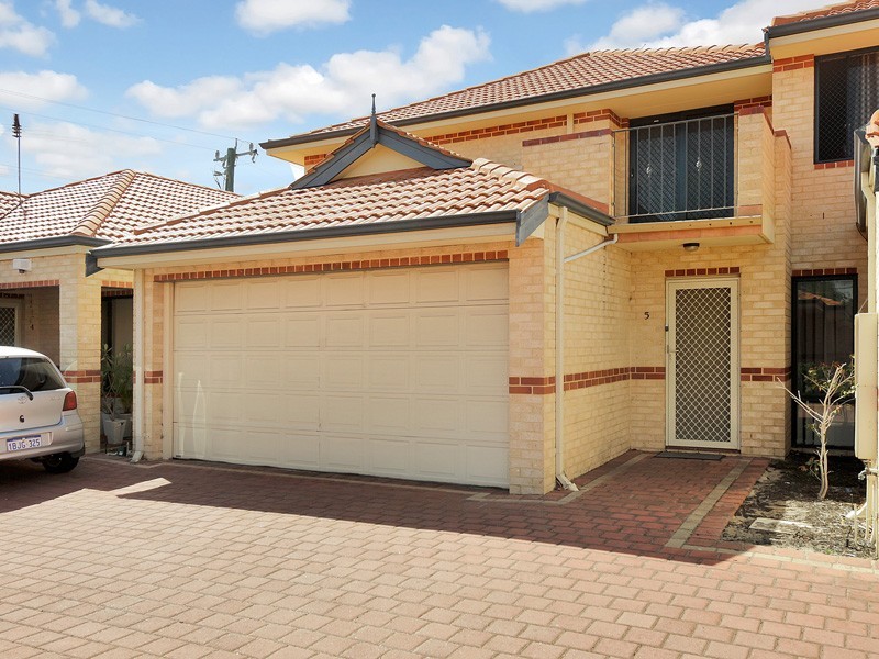 5/1 Ravenswood Drive, Nollamara WA 6061