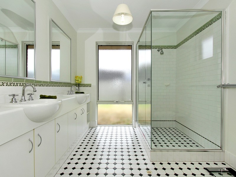 52 Coulterhand Circle, Byford WA 6122