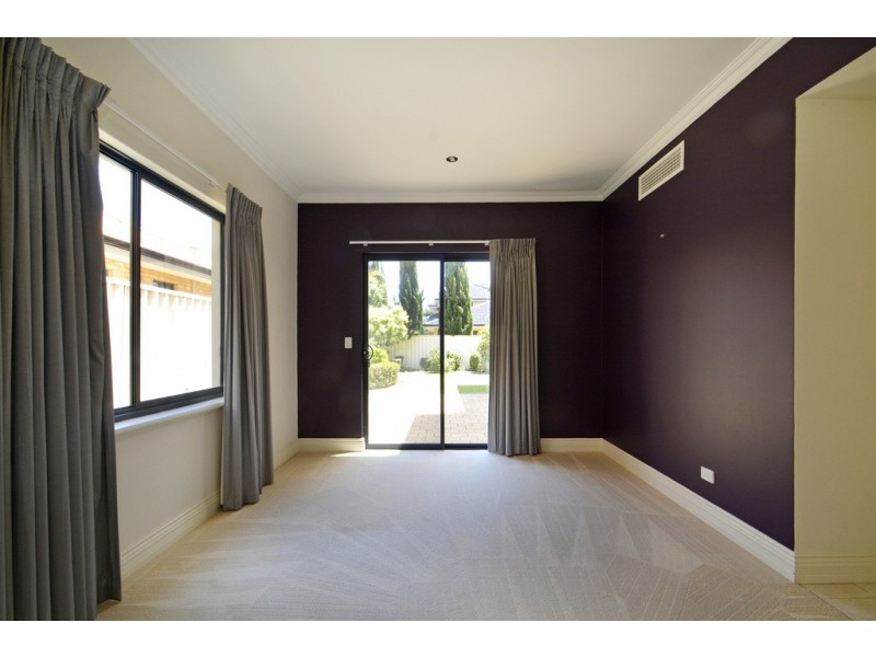 7 Huron Lane, Dianella WA 6059