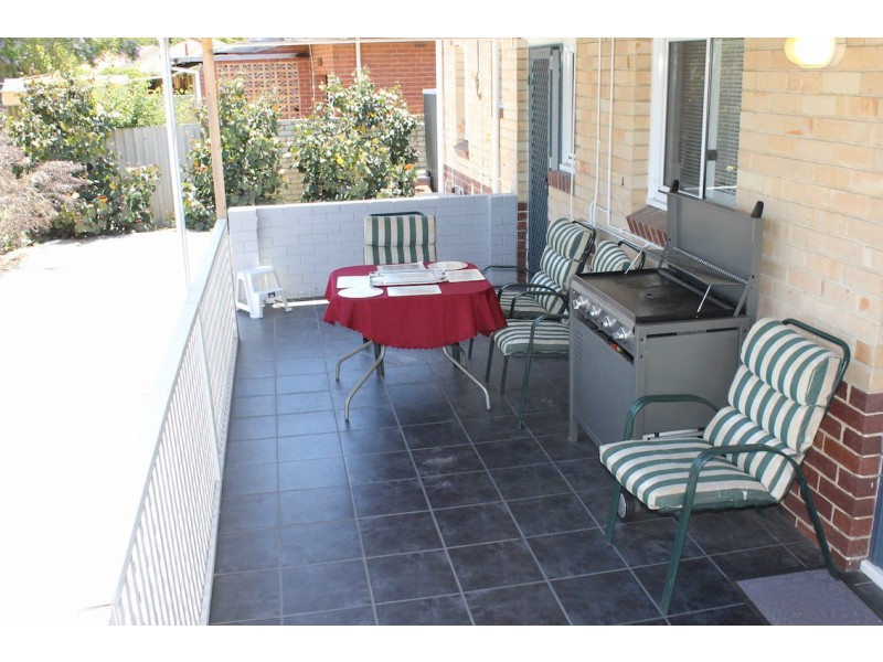 61a Thornlie Avenue, Thornlie WA 6108