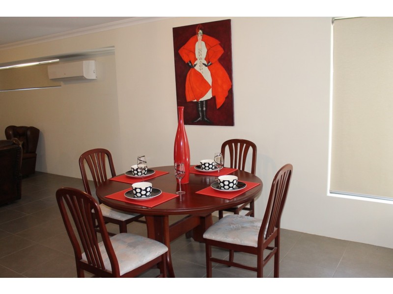 61b Thornlie Avenue, Thornlie WA 6108