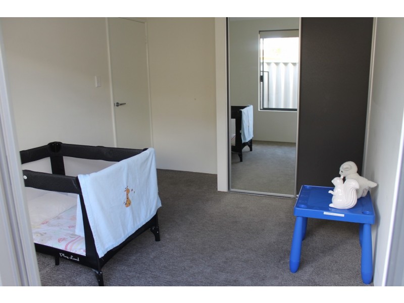 61b Thornlie Avenue, Thornlie WA 6108