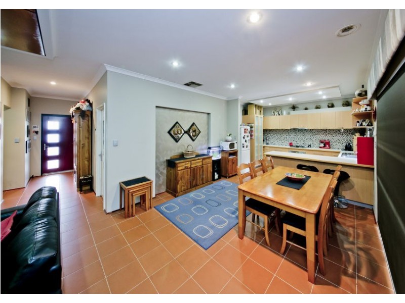 2a Mayfield Street, Westminster WA 6061