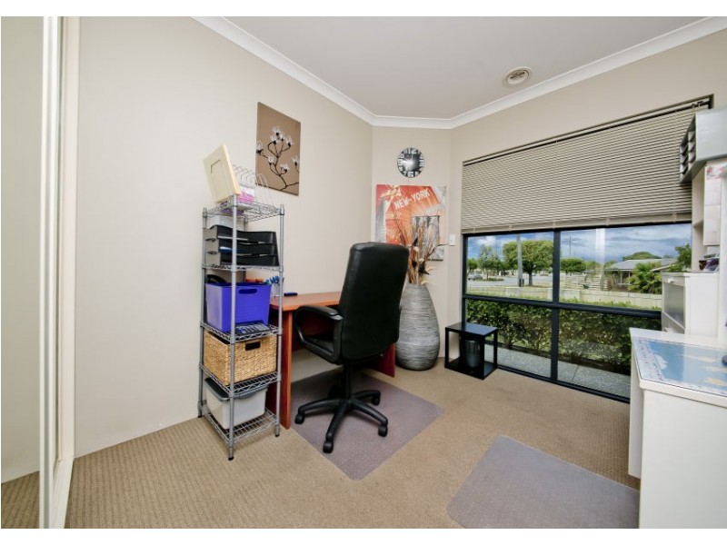 2a Mayfield Street, Westminster WA 6061