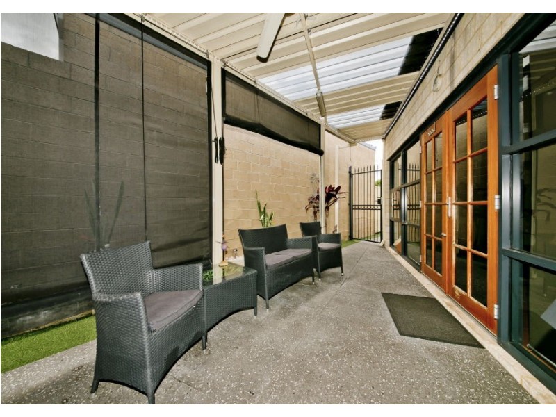 2a Mayfield Street, Westminster WA 6061