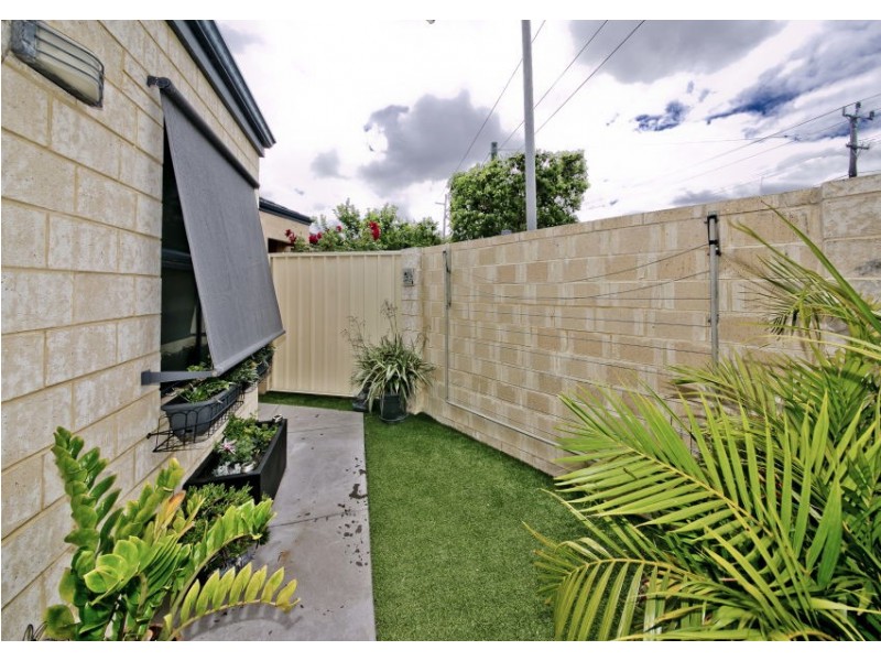 2a Mayfield Street, Westminster WA 6061