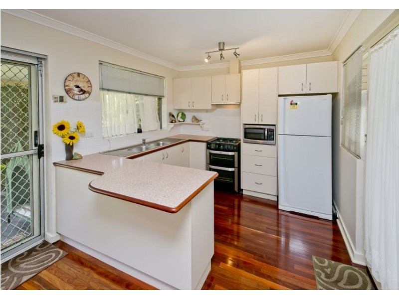 21 Lyndhurst Street, Dianella WA 6059