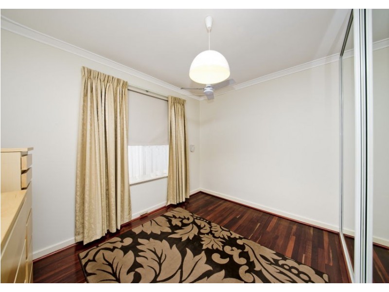 21 Lyndhurst Street, Dianella WA 6059