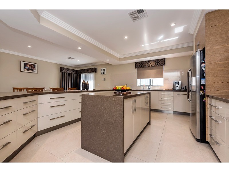 21 Sutherland Avenue, Dianella WA 6059