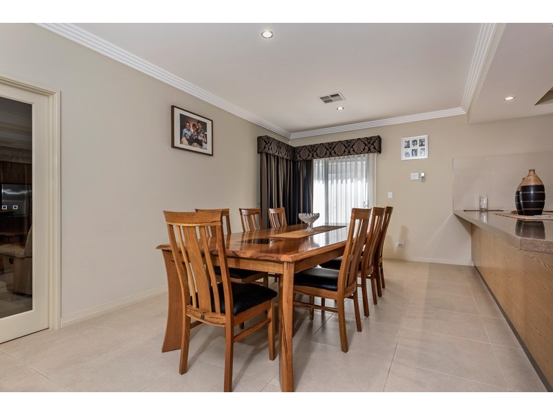 21 Sutherland Avenue, Dianella WA 6059