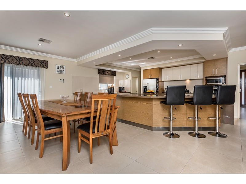 21 Sutherland Avenue, Dianella WA 6059