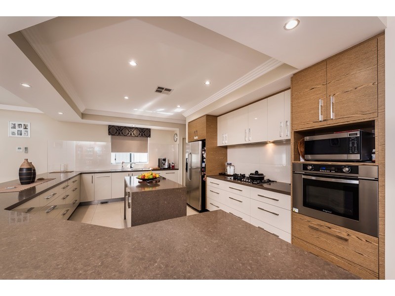 21 Sutherland Avenue, Dianella WA 6059